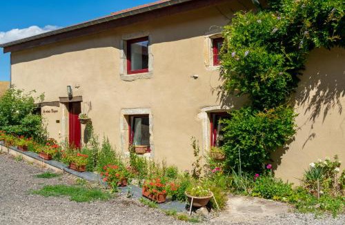 Raville House | LE VIEUX NAYEU