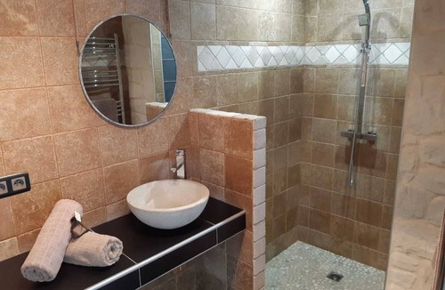 Cairanne Bed & Breakfast | Le Vieux Platane