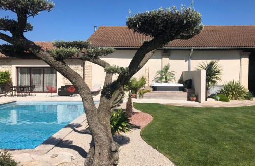 Malissard House | Le Vieux Platane