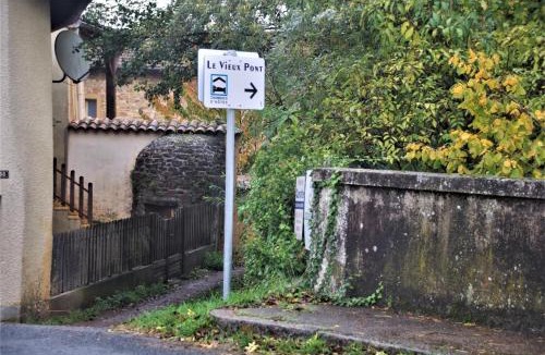 Saint-Julien Bed & Breakfast | Le vieux pont