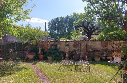 Cresse Bed & Breakfast | le vieux prieure