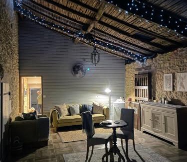 Vieux-Ruffec House | Le Vieux Renard