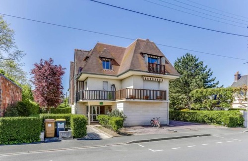 Cabourg Apartment | Le Viking by Interhome