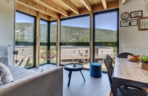 Motz Other | Le Village des Oiseaux - Vacancéole