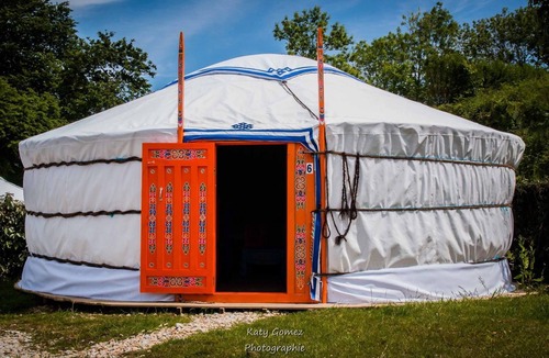 Saint-Benoit-des-Ondes RV Rental | Le Village Insolite