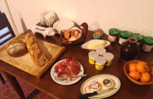 Ponet-et-Saint-Auban Bed & Breakfast | Le Vin de l'Eté