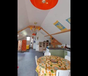 Broin Apartment | Le Vin-Tage