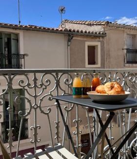 Bouzigues Apartment | Le vintage
