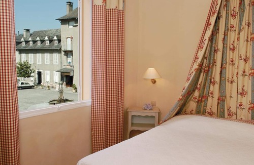 Saint-Savin Hotel | Le Viscos