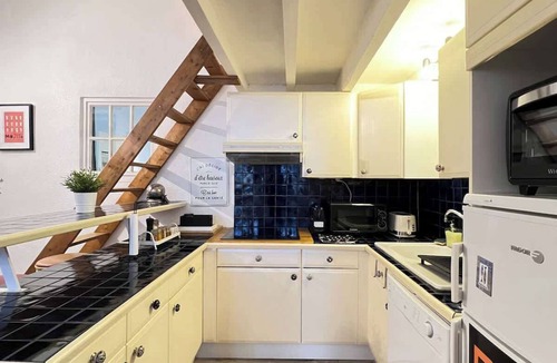 Saint-Etienne Apartment | Le Vogue - 6p - Downtown & Charm