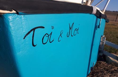 Saint-Bris-le-Vineux Boat Rental | Le voilier Toi & Moi