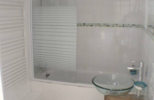 Airvault Bed & Breakfast | Le Voltaire Chambres et Table d'Hotes