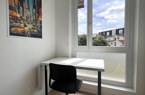 Les Aunettes Apartment | *Le Voyageur*Parking *Terrasse*RER D* (suburban train)