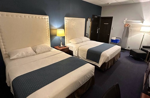 Mattawa Hotel | Le Voyageur Inn