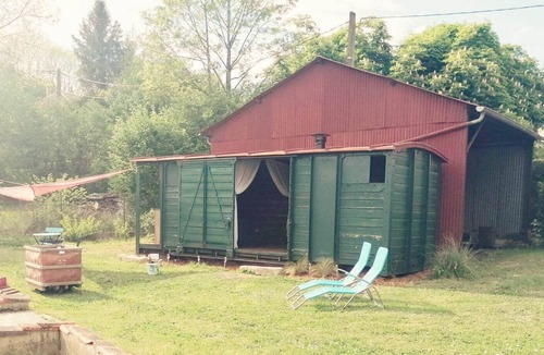 Chesnois-Auboncourt Cabin | Le Wagon des Amoureux Avec Spa
