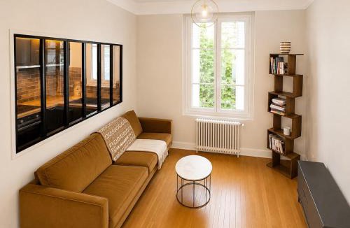 Asnieres-sur-Seine Apartment | Le Wallace - 2p - Wi-Fi