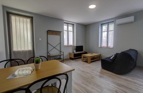 Hieres-sur-Amby Apartment | Le Westy 1