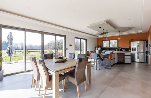 Saint-Corneille Villa | Le Yucca Spa - Jacuzzi - 8p - Rêve au Mans