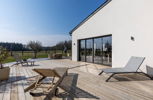 Saint-Corneille Villa | Le Yucca Spa - Jacuzzi - 8p - Rêve au Mans