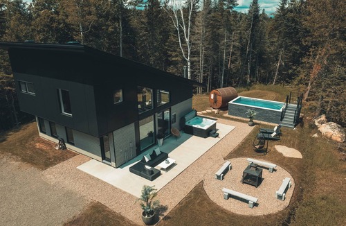 Morin Heights House | Le Zen House 3 Piscine privé, Spa et Sauna