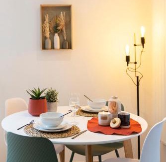 Laxou Apartment | Le Zenity avec Parking privé, Netflix et Disney Plus, Proche Nancy Gentilly