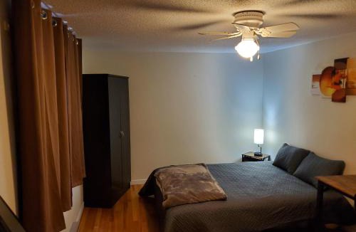 Edmundston House | Le1226-Private Room 5 with Free WIFI and Parking