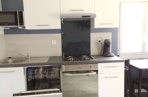 Chasseneuil-du-Poitou Apartment | Le232 fr Meublé 4 Personnes Draps, Serviettes et Ménage Inclus