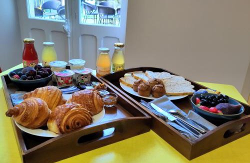 Montbron Hotel | Le25 Parahotellerie
