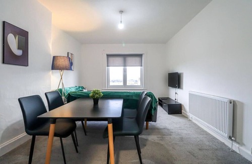 Crieff House | Leadenflower Apartment