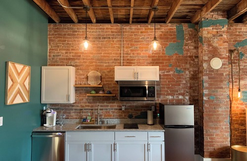 Lewisburg Apartment | Leader Loft, Cozy and Quaint