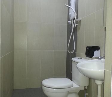 Taman Intan House | Leaf Guest House