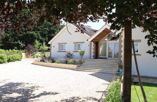 Chippenham House | Leafield House Nables Farm