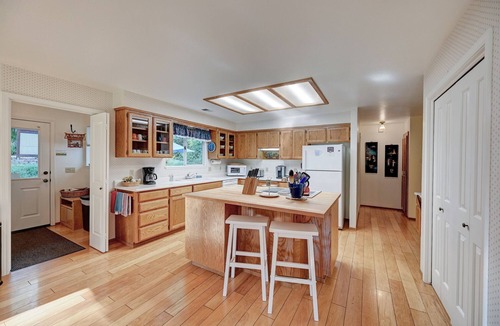 Murphys House | Leafy Lonesome - Murphys Vacation Rentals