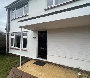 Faringdon House | Leamington Drive