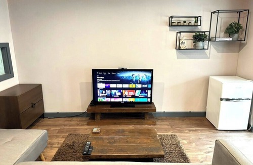 Leamington Spa House | Leamington Spa-3 Bed-Garden-Pets-Free Parking