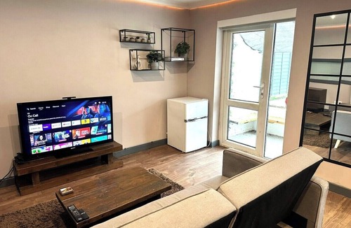 Leamington Spa House | Leamington Spa-3 Bed-Garden-Pets-Free Parking