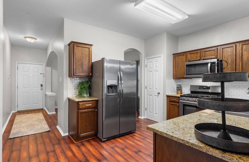 Leander House | Leander Home w/Shaded Backyard, Games and Grill