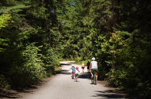 Ardenvoir Other | Leavenworth Camping Resort Tiny House Adeline
