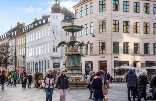Copenhagen City Centre Apartment | Leaves 4 - Precious 2-Bdr Apt in Central Copenhagen