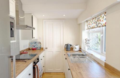 Midhurst House | Leaview, Midhurst