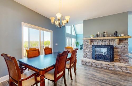 Dixon Springs House | Lebanon Family Riverfront Hideaway: Dogs Welcome