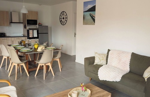 Montferrat Apartment | L’ÉCRIN DE LA VÉRONNIÈRE, 3 minutes from the beach