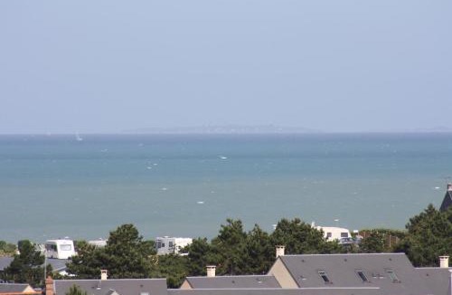 Saint-Pair-sur-Mer Apartment | Lecrindublanccaillou