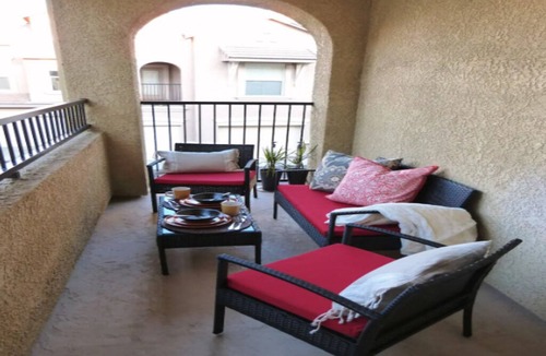 North Natomas House | LeDawn-Next To Airport Downtown Arena Pool SpaGym