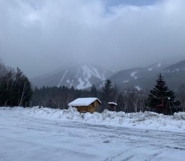 Wilmington Hotel | Ledge Rock at Whiteface