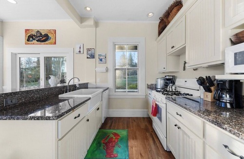 Deer Isle House | Ledgelawn – Stunning Waterfront Views!