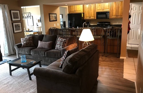 Osage Beach Condo | Ledges - 3bed/3bath at Ledges with BOAT SLIP INCLUDED