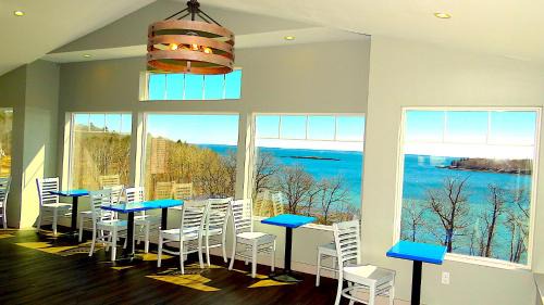 Rockport Hotel | Ledges By the Bay