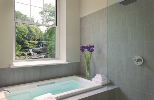 White Mills Hotel | Ledges Hotel