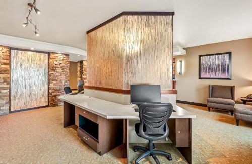 Buena Hotel | Ledgestone Suites Hotel Yakima